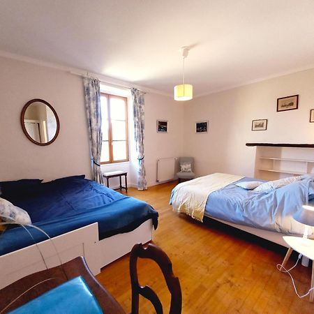 Au Pays De Jacquou : Chambre D'Hotes Et Table D'Hotes Fossemagne Ngoại thất bức ảnh